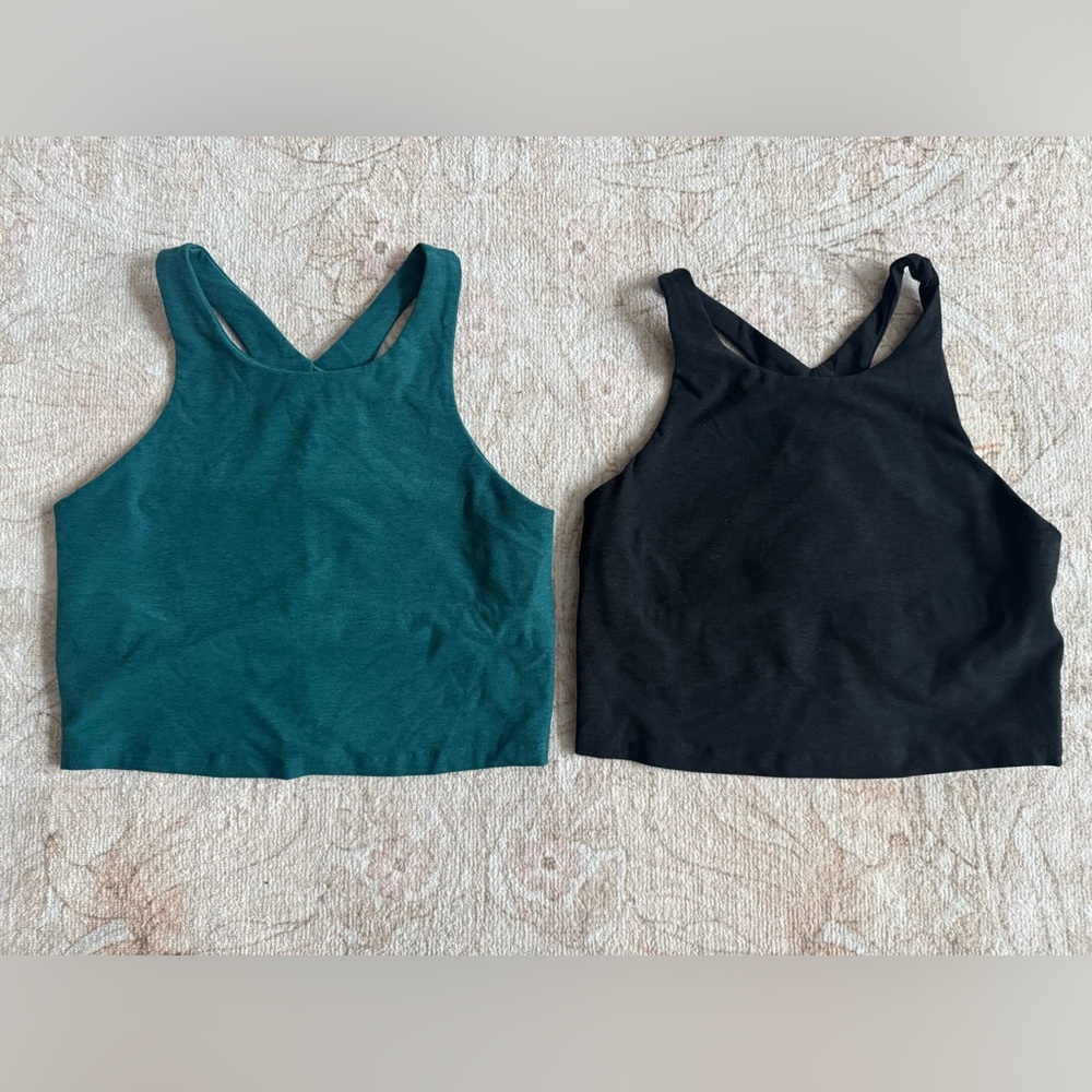 Beyond Yoga Teal and Black Crop Tanks w Built in Bra